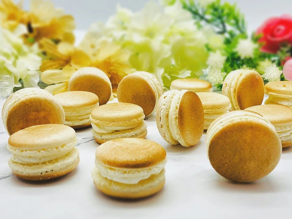 6 Pack Longkong  French Macarons | Perfect for your next celebratory events. - Image 4