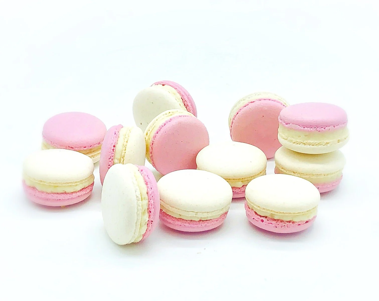6 Pack Raspberry White Chocolate Ganache Macarons - Image 3